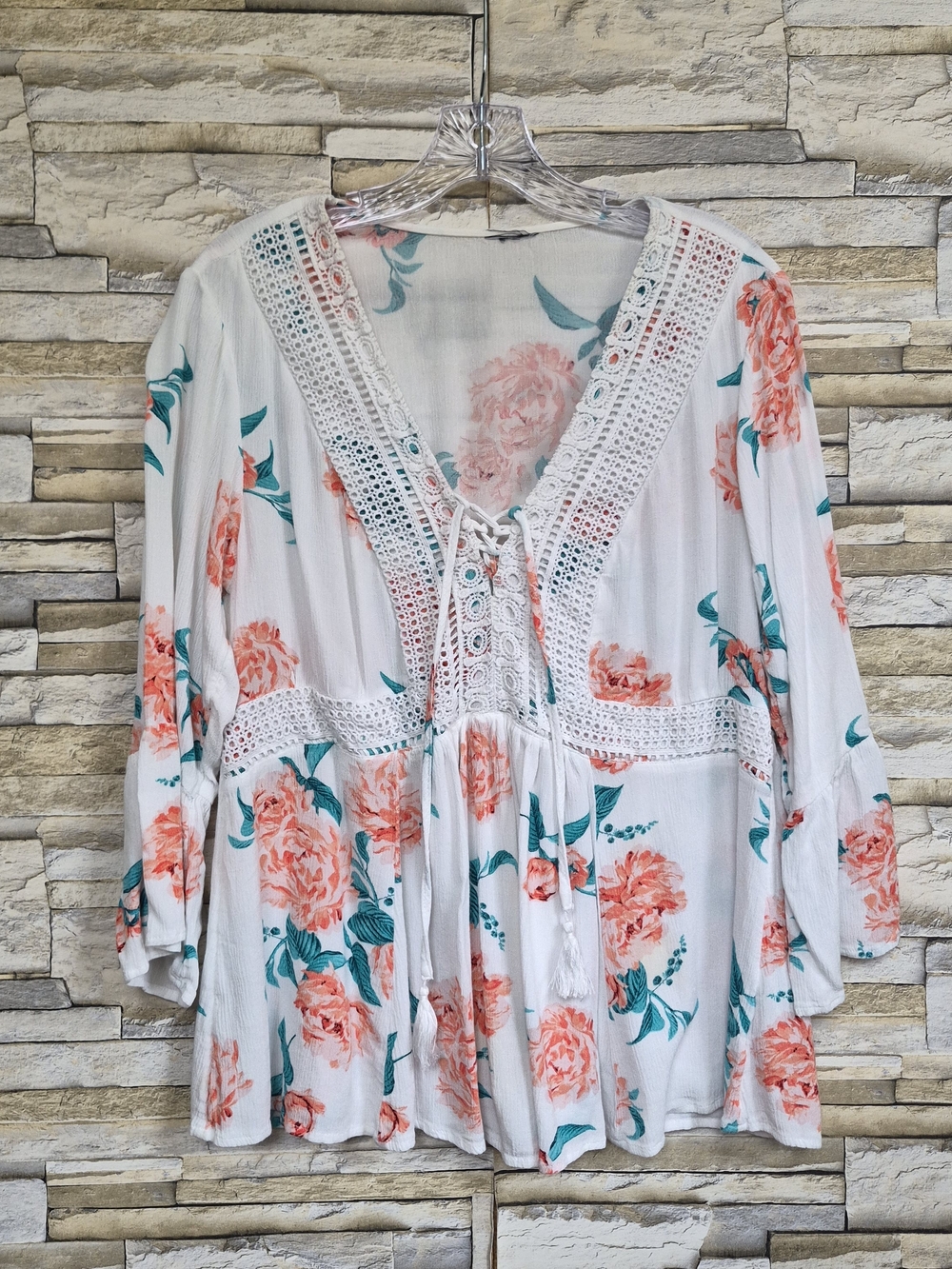 ​Boho Peplum Blouse Women's M White Coral Floral Lace-Up Festival Top Boho